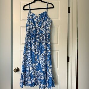 Vineyard Vines size medium dress